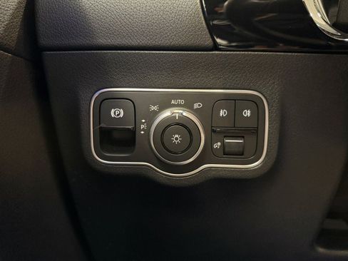 Certified 2025 Mercedes-Benz GLA 250 image 20