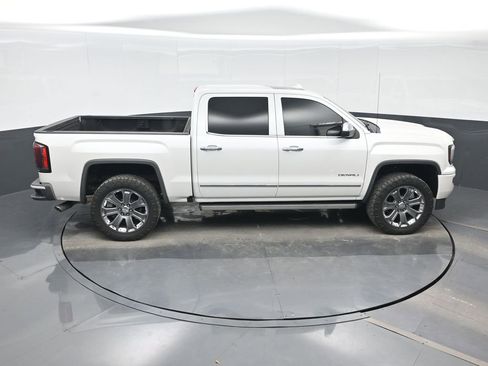 Used 2016 GMC Sierra 1500 Denali w/ Denali Ultimate Package AWD/4WD image 21