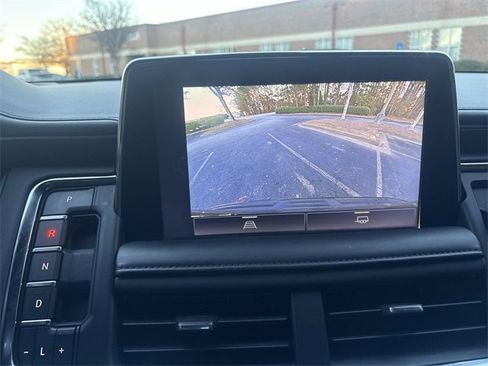 Used 2022 Chevrolet Tahoe LT image 28