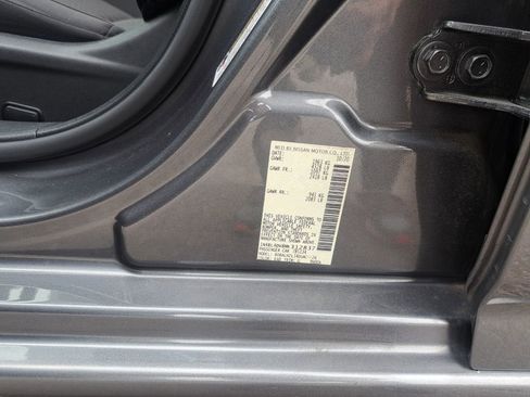 Used 2021 Nissan Altima 2.5 SV w/ SV Premium Package image 28