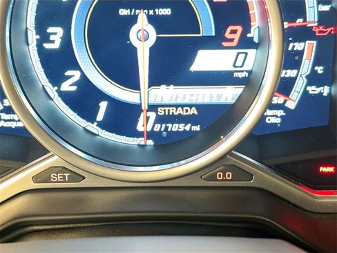 Used 2016 Lamborghini Aventador LP 700-4 image 12