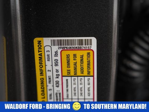 Used 2019 Ford Edge Titanium w/ Cold Weather Package image 41