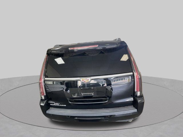 Used 2017 Cadillac Escalade Premium Luxury RWD image 4