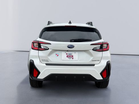 Used 2024 Subaru Crosstrek 2.0i Premium w/ Crosstrek Mirror Package AWD/4WD image 4