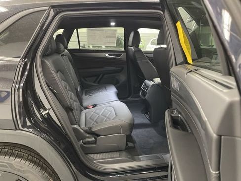 New 2026 Volkswagen Atlas Cross Sport SE AWD/4WD image 10