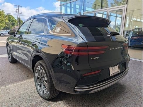 New 2026 Genesis Electrified GV70 AWD/4WD image 3