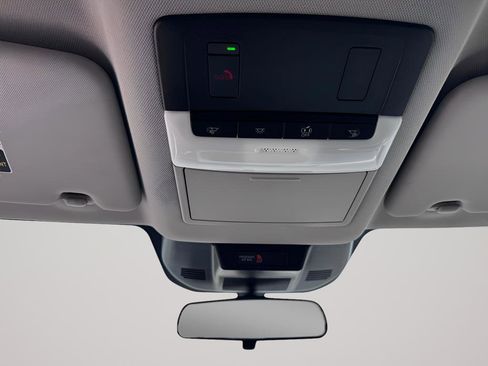 Used 2023 Nissan Rogue SV image 23