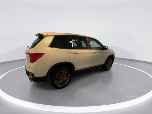 Used 2023 Honda Passport EX-L image 7