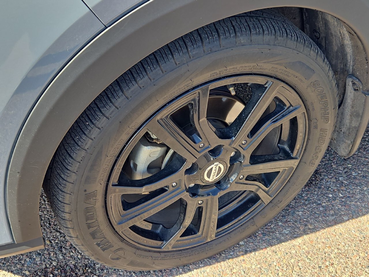 Used 2021 Nissan Kicks SR w/ SR Premium Package FWD image 25