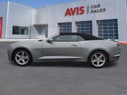 Used 2023 Chevrolet Camaro LT image 2