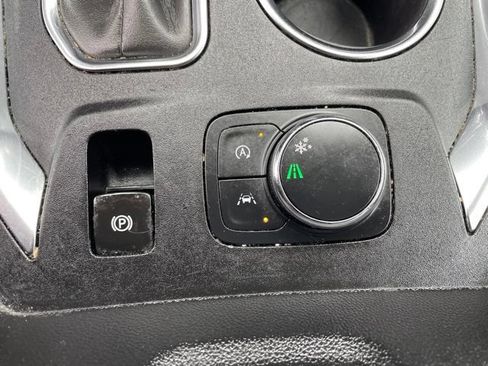Used 2023 Chevrolet Traverse LS w/ Midnight/Sport Edition FWD image 25