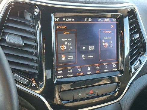 Used 2020 Jeep Cherokee High Altitude image 30