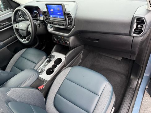 Used 2024 Ford Bronco Sport Outer Banks AWD/4WD image 16