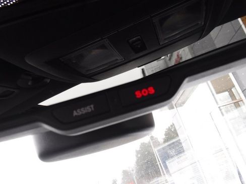 Used 2022 Dodge Challenger R/T Scat Pack w/ Shaker Package image 41