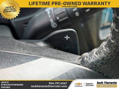 Used 2017 Ford Explorer XLT w/ Equipment Group 202A image 27