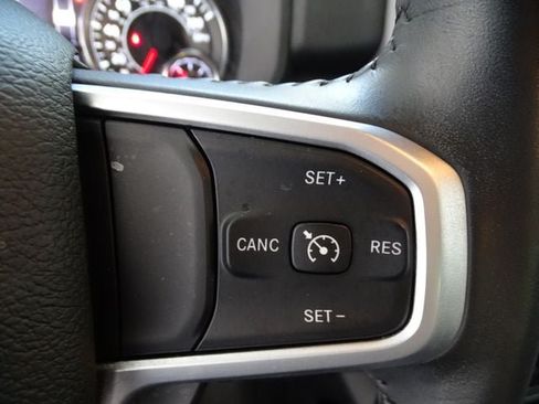 Used 2024 RAM 1500 Big Horn AWD/4WD image 8