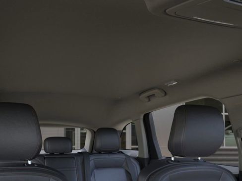 New 2026 Lincoln Nautilus Premier image 22