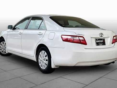 Used 2009 Toyota Camry FWD image 10