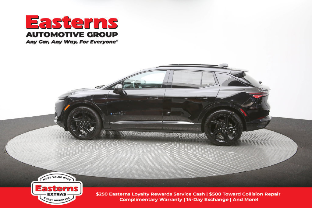 Used 2024 Chevrolet Equinox EV RS FWD image 60