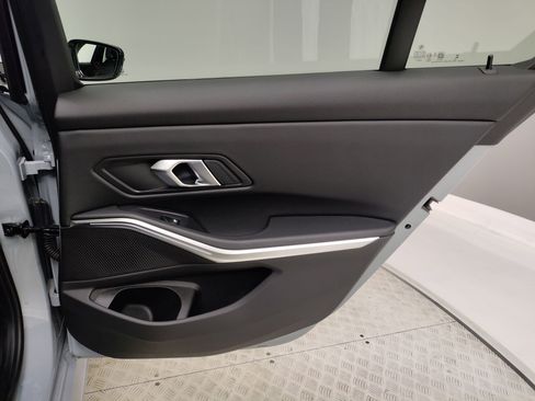 New 2026 BMW 330i Sedan w/ M Sport Package image 26