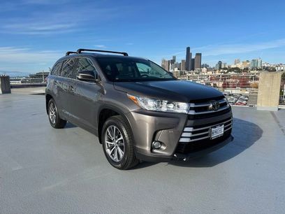 Used 2017 Toyota Highlander XLE