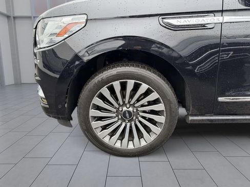 Used 2019 Lincoln Navigator L Reserve w/ Cargo Package AWD/4WD image 9
