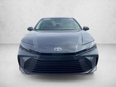 Used 2025 Toyota Camry LE FWD image 2
