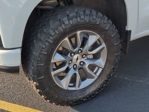 Used 2021 Chevrolet Silverado 1500 RST AWD/4WD image 11