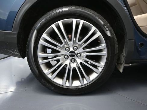 Used 2018 Lincoln MKX Reserve w/ Lincoln MKX Climate Package image 15