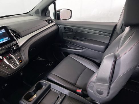Used 2023 Honda Odyssey Sport image 23