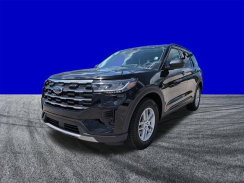 New 2026 Ford Explorer Active RWD image 8