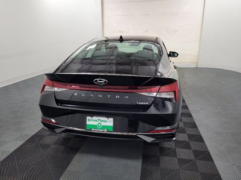 Used 2021 Hyundai Elantra Limited FWD image 7