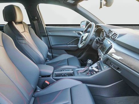 New 2025 Audi Q3 2.0T Premium Plus image 17