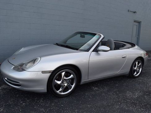 Used 1999 Porsche 911 Cabriolet image 3
