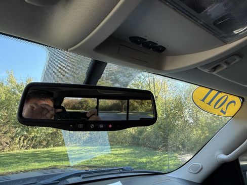 Used 2011 GMC Sierra 2500 Denali w/ Suspension Package, Off-Road image 20