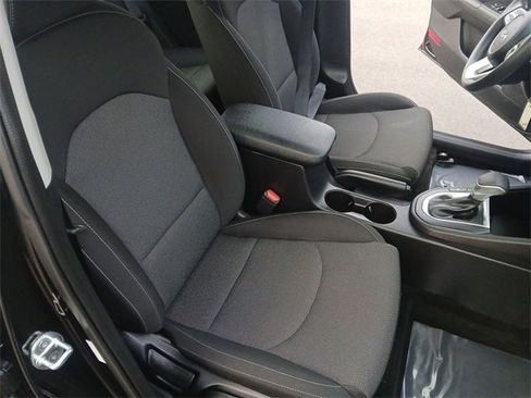 Certified 2022 Kia Forte LXS w/ LXS Technology Package image 23