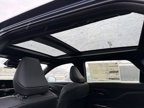 New 2025 Toyota Crown Signia image 25