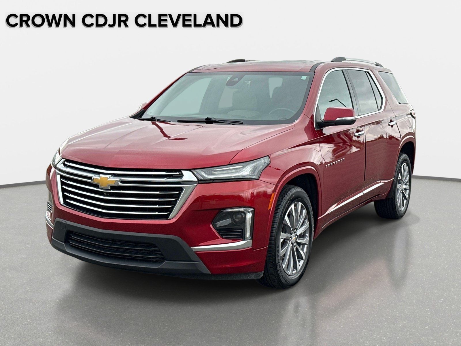 Used 2023 Chevrolet Traverse Premier FWD image 9