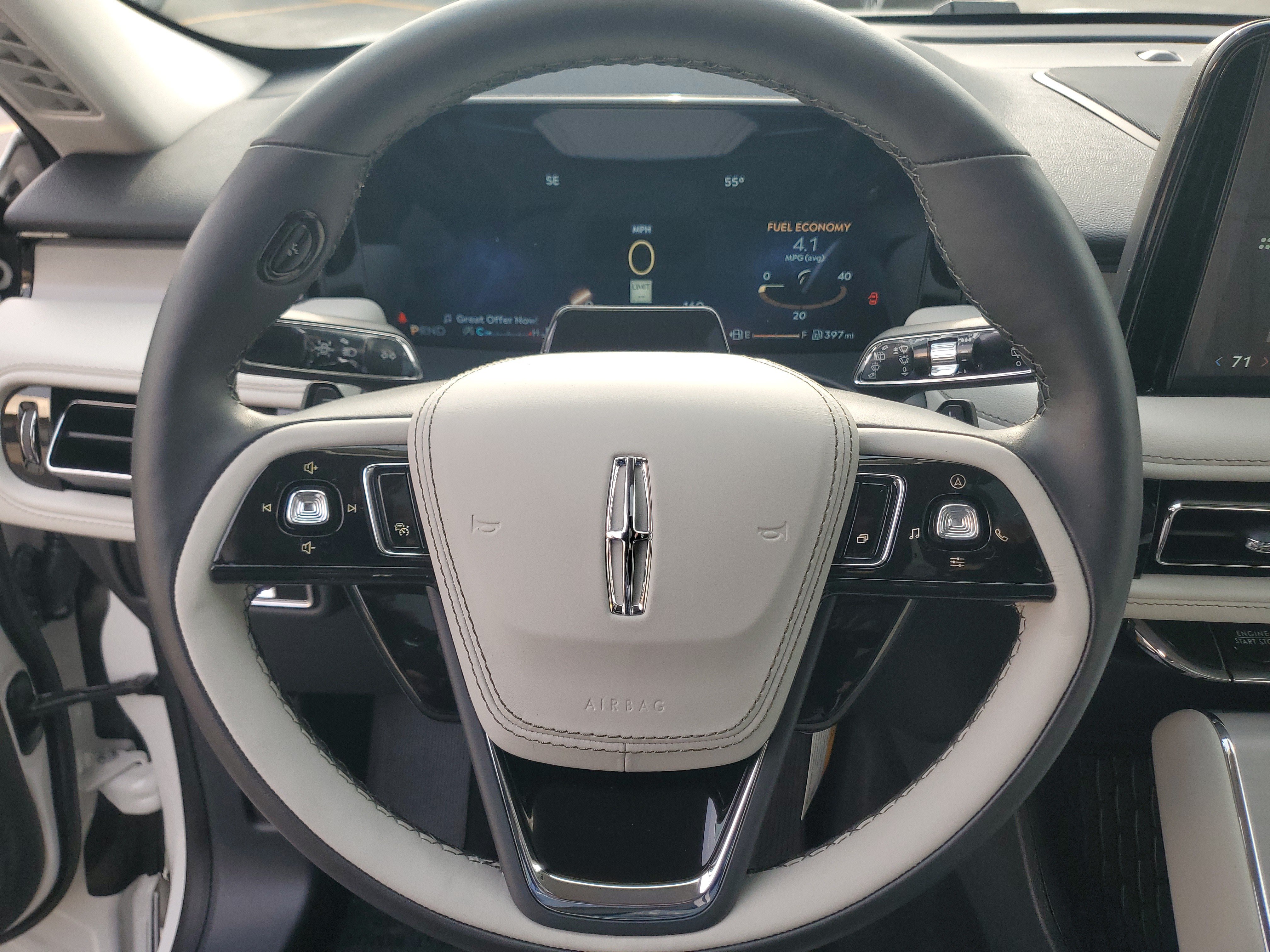 New 2027 Lincoln Aviator Reserve w/ Jet Appearance Package AWD/4WD image 15