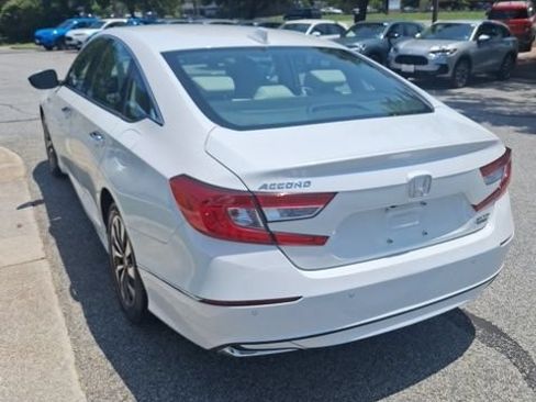Used 2020 Honda Accord Touring image 7