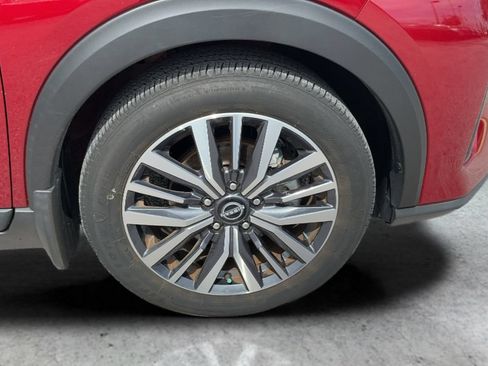 Certified 2024 Nissan Kicks SV FWD image 14