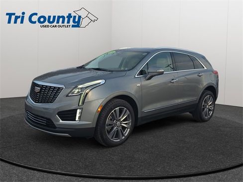 Used 2025 Cadillac XT5 Premium Luxury w/ LPO, Floor Liner Package image 3