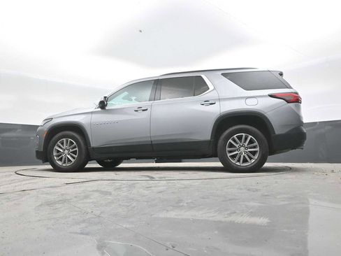Used 2023 Chevrolet Traverse LT FWD image 22