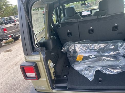 New 2026 Jeep Wrangler Sport image 31