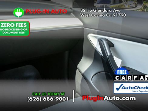 Used 2020 Tesla Model 3 Standard Range Plus RWD image 17