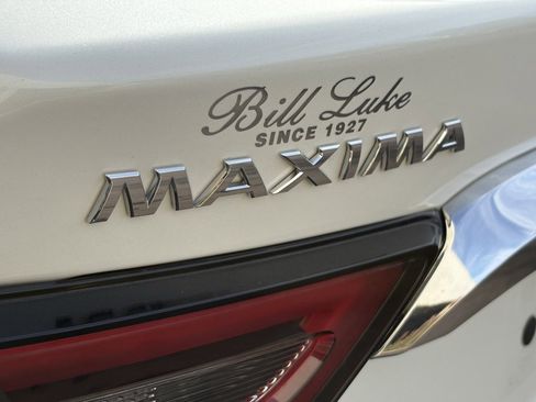 Used 2022 Nissan Maxima SV image 7