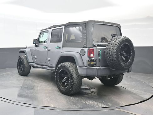 Used 2018 Jeep Wrangler Unlimited Sport S AWD/4WD image 4
