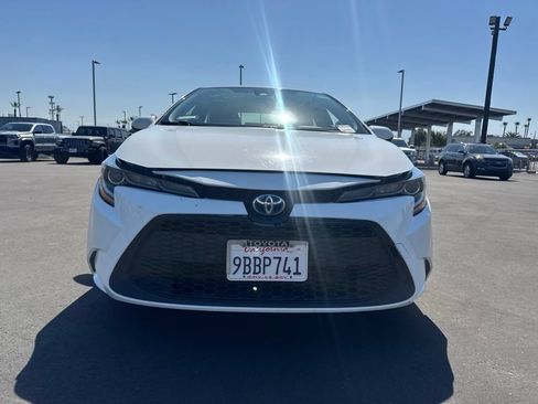Used 2022 Toyota Corolla LE FWD image 6