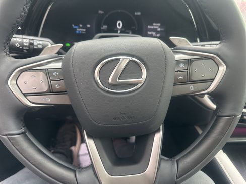 Used 2025 Lexus RX 350 w/ Convenience Package AWD/4WD image 28