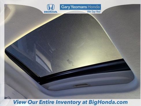 Used 2018 Ford Fusion SE w/ Fusion SE Technology Package image 23